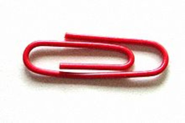 220px-One_red_paperclip